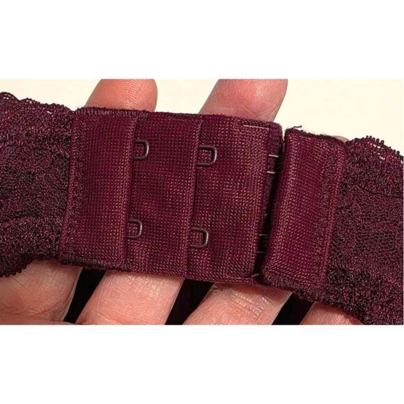 VS Victoria's Secret Lace Underwire Strapless Bandeau Bra Burgundy Small NEW - Picture 8 of 11